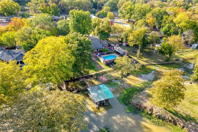 9 Riverlyn Terrace, Fort Smith, AR 72903