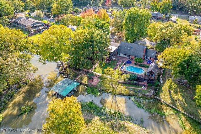 9 Riverlyn Terrace, Fort Smith, AR 72903