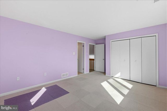 1426 TREETOP LN, Ambler, PA 19002