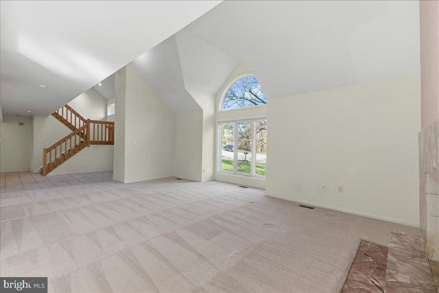 1426 TREETOP LN, Ambler, PA 19002