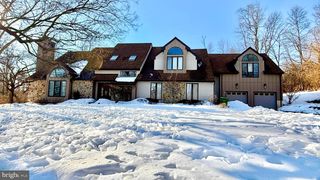 1426 TREETOP LN, Ambler, PA 19002
