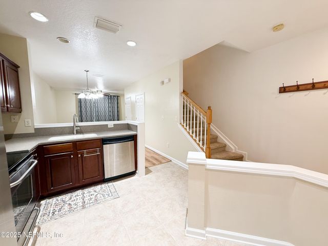 8110 SUMMER BAY Court, Jacksonville, FL 32256