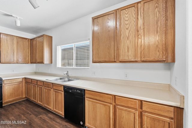 6976 S Martlet Drive, Tucson, AZ 85756