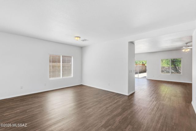 6976 S Martlet Drive, Tucson, AZ 85756