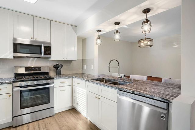 4319 3rd Avenue S, Minneapolis, MN 55409