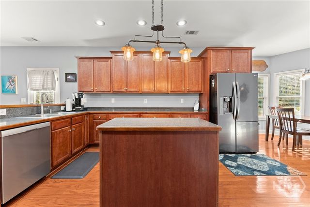 725 Larry Lane, Winder, GA 30680