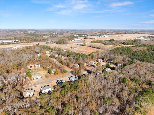 725 Larry Lane, Winder, GA 30680