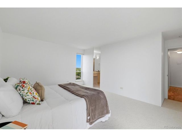 955 Eudora St 1007, Denver, CO 80220