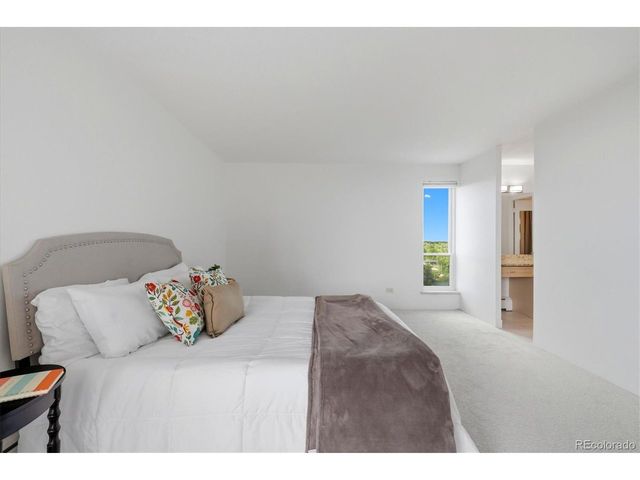 955 Eudora St 1007, Denver, CO 80220