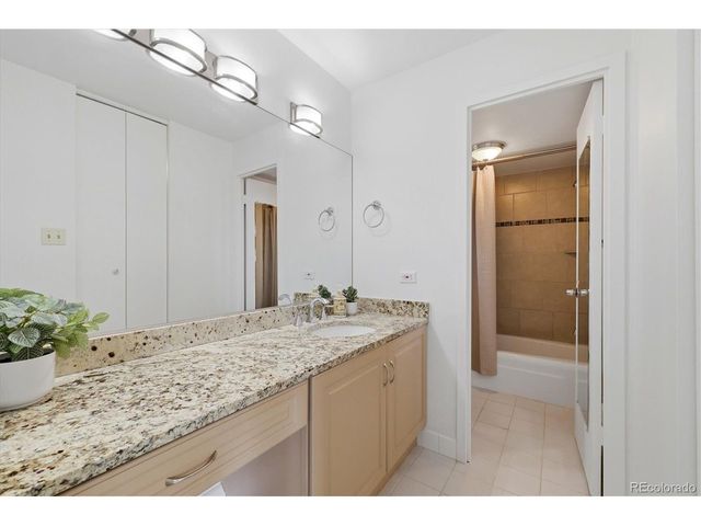 955 Eudora St 1007, Denver, CO 80220