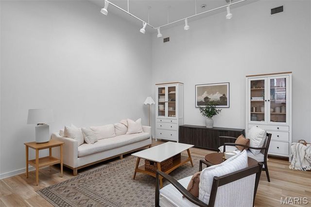 503 N 20th Street, St Louis, MO 63103