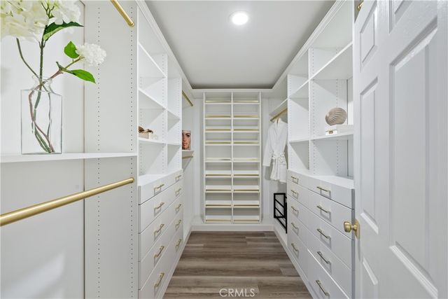 22928 Leonora, Woodland Hills, CA 91367