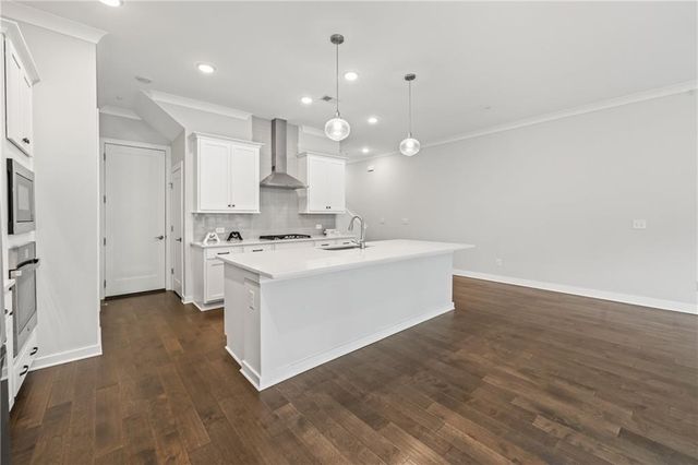 240 Walker Avenue, Roswell, GA 30076