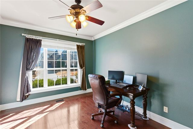 405 NW O Street, Bentonville, AR 72712