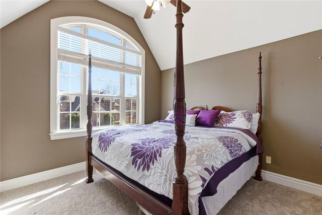 405 NW O Street, Bentonville, AR 72712