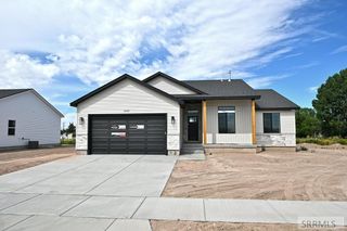4668 Satire Dr, Ammon, ID 83406