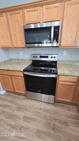 1928 W ST EXUPERY Drive, Phoenix, AZ 85086