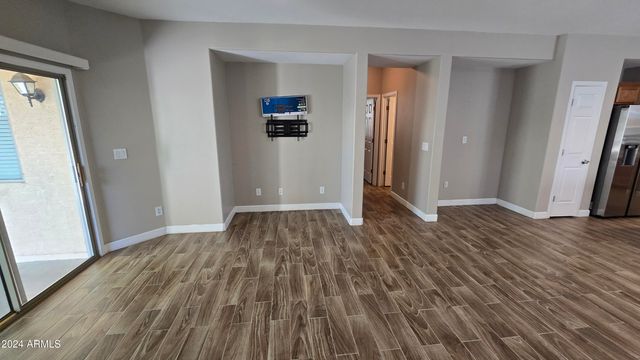 1928 W ST EXUPERY Drive, Phoenix, AZ 85086