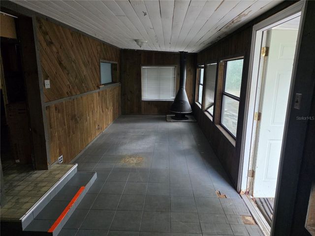 404 NW 7TH STREET, Mulberry, FL 33860