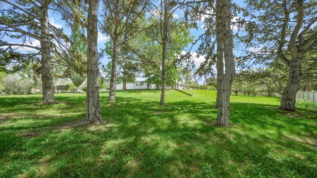 696 Crestridge Drive, Grand Junction, CO 81506