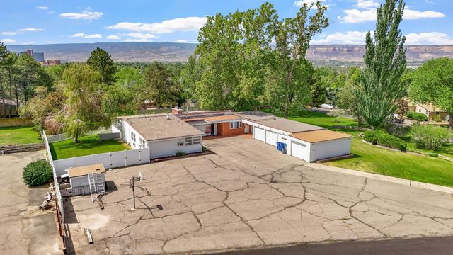 696 Crestridge Drive, Grand Junction, CO 81506