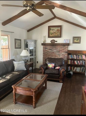 34 E Surf Way, Lavallette, NJ 08735