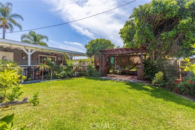 5515 N Duxford, Azusa, CA 91702