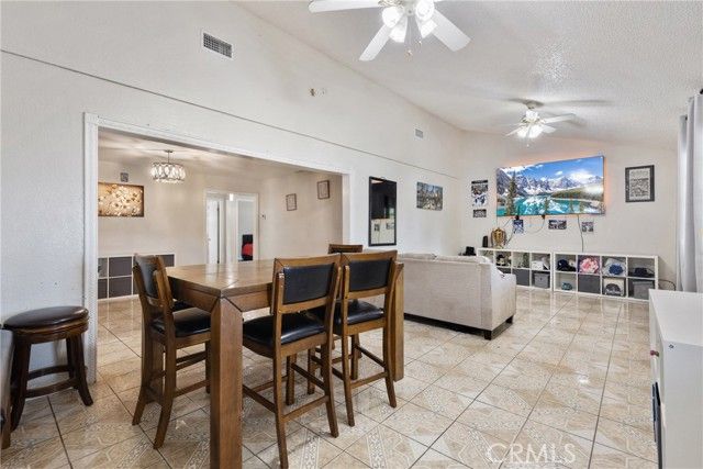 5515 N Duxford, Azusa, CA 91702