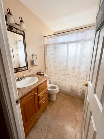 1912 Wildwood Way, Roseville, CA 95661