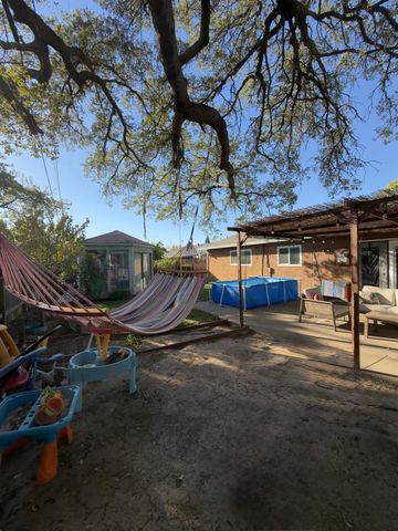 1912 Wildwood Way, Roseville, CA 95661