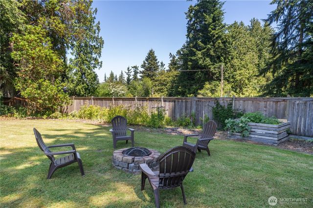 121 N Maple Street, Port Hadlock, WA 98339