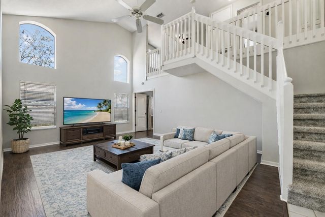 11237 LAKE LANIER DR, Riverview, FL 33569