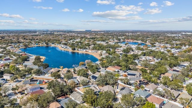 11237 LAKE LANIER DR, Riverview, FL 33569