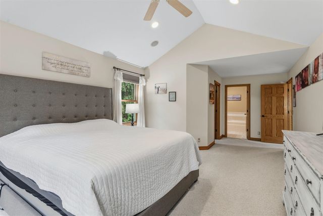 15250 Hofma Drive, Grand Haven, MI 49417