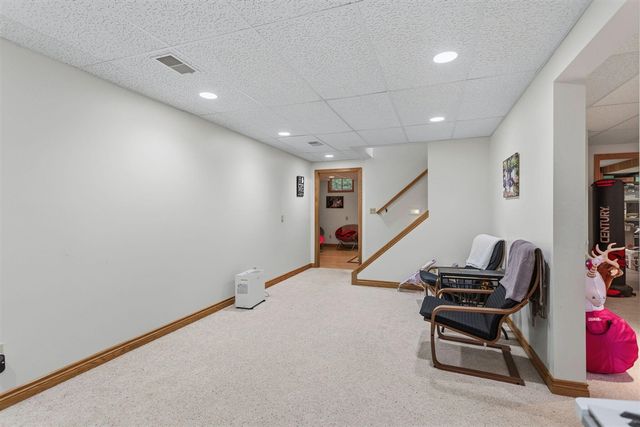 15250 Hofma Drive, Grand Haven, MI 49417