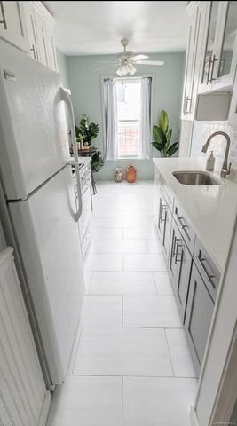 305 6th Avenue 2A, Pelham, NY 10803