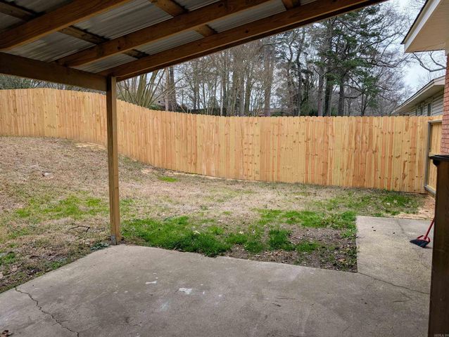 1720 E Sullenberger Avenue, Malvern, AR 72104