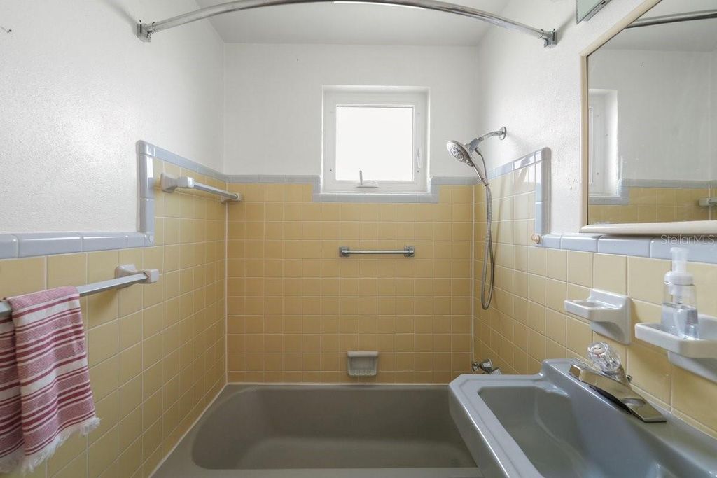Image 25 of property listing at 3 OCEAN EDGE DRIVE, Ormond Beach, FL 32176