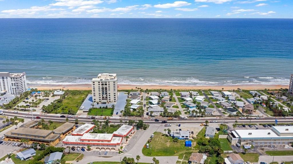 Image 39 of property listing at 3 OCEAN EDGE DRIVE, Ormond Beach, FL 32176
