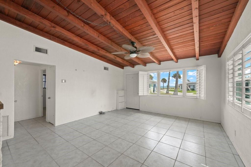 Image 9 of property listing at 3 OCEAN EDGE DRIVE, Ormond Beach, FL 32176