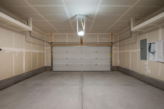 2012 Dekooning Avenue SE, Albuquerque, NM 87106