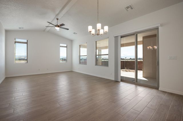 2012 Dekooning Avenue SE, Albuquerque, NM 87106