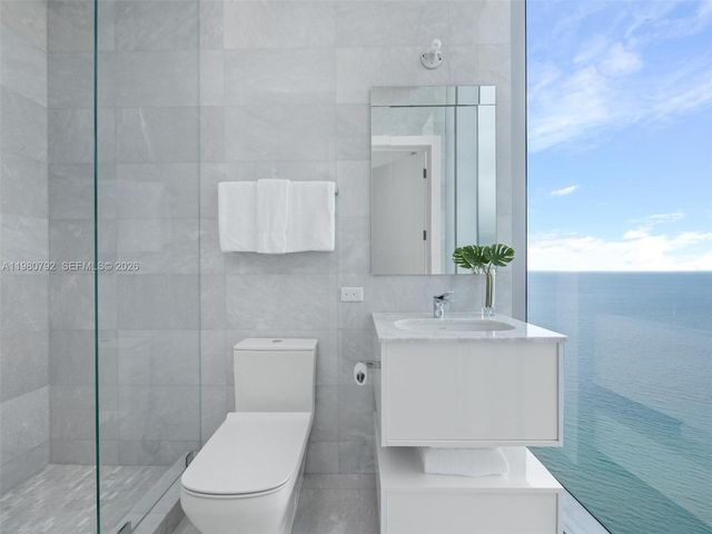 18501 Collins Ave 4304, Sunny Isles Beach, FL 33160