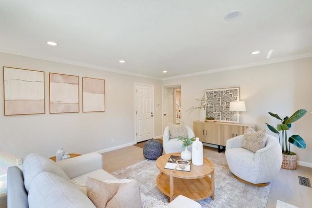 2112 Windrose Place, Mountain View, CA 94043