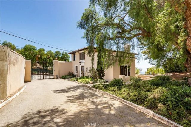 1 Peppertree Drive, Rancho Palos Verdes, CA 90275
