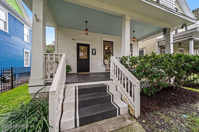 1421 N MARKET Street N, Jacksonville, FL 32206