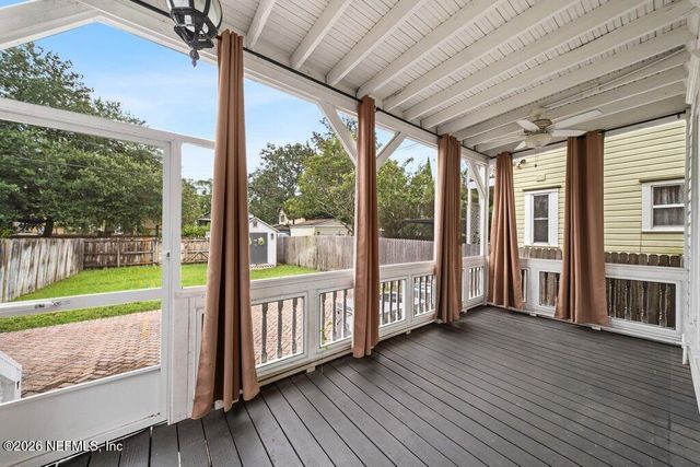 1421 N MARKET Street N, Jacksonville, FL 32206