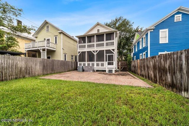 1421 N MARKET Street N, Jacksonville, FL 32206
