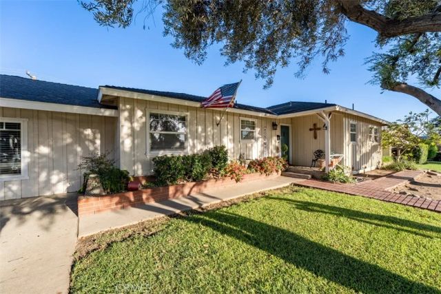 1318 Winston Court, Upland, CA 91786
