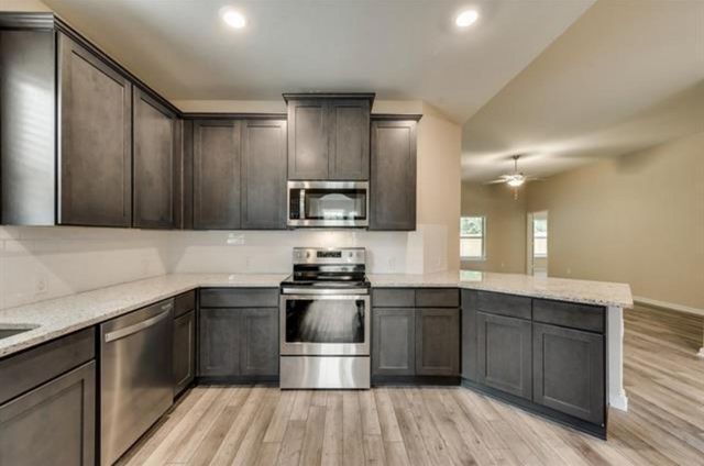 1052 Tumbleweed Trail, Crowley, TX 76036